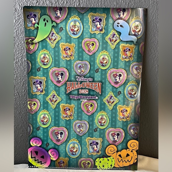 (2) Disneyland Tokyo Folders - Picture 4 of 4